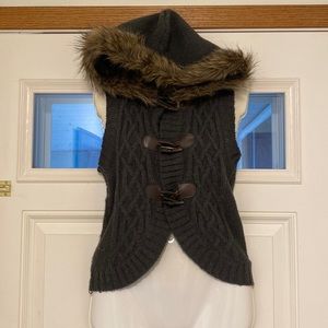 Wool vest with hood